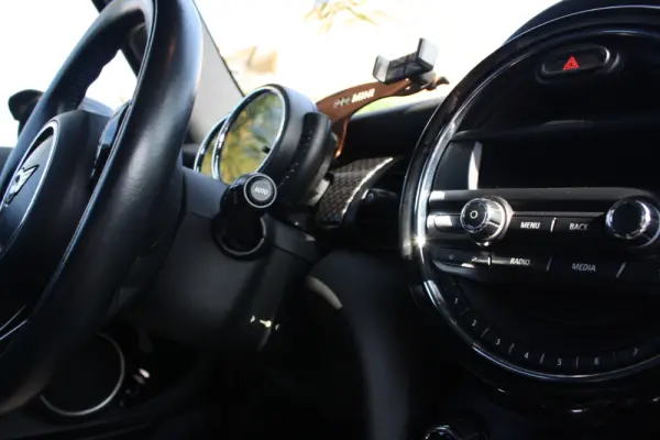 MINI 3 Portas Cooper S 22