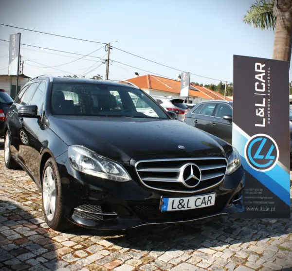 Mercedes-Benz E 200 CDi Elegance BE Auto.139g 2