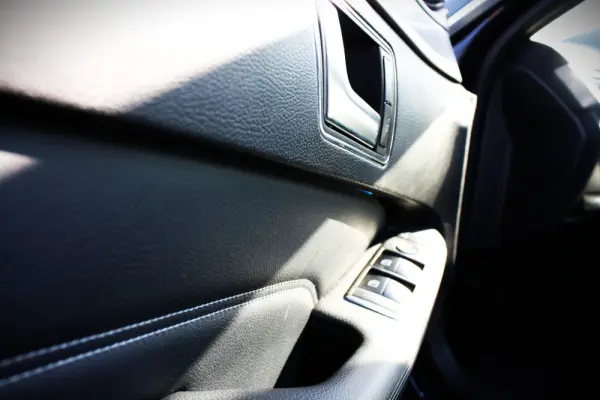 Mercedes-Benz E 200 CDi Elegance BE Auto.139g 18