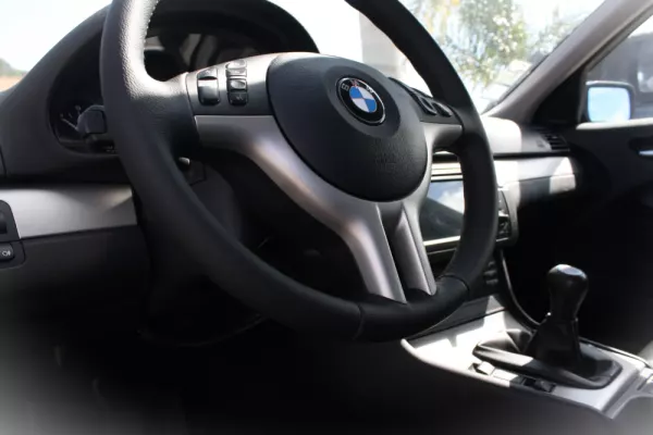 BMW 320 12