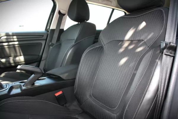 Renault Mégane Sport Tourer 8