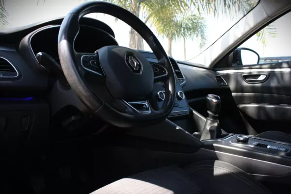 Renault Talisman Sport Tourer 4