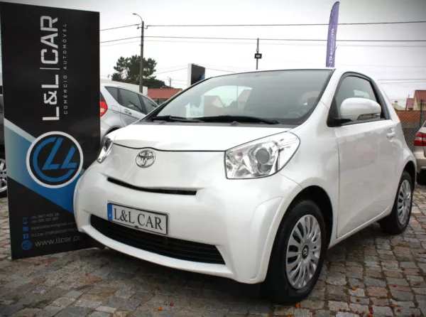 Toyota iQ 3