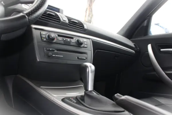 BMW 120 dA Exclusive 6