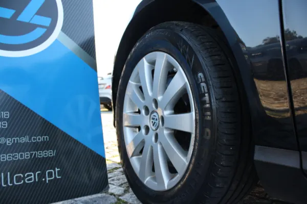 Volkswagen Passat Variant 2.0 TDi Highline 8