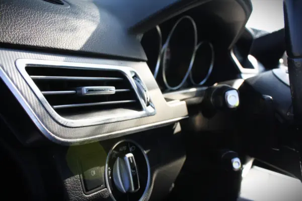 Mercedes-Benz E 200 CDi Elegance BE Auto.139g 19