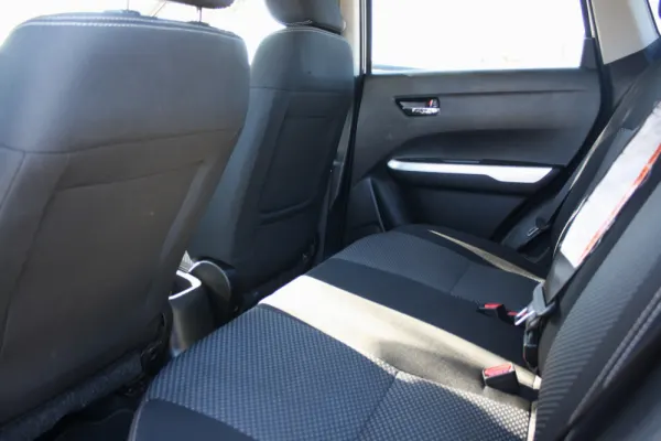 Suzuki Vitara 1.6 DDiS Special Edition 4WD 10