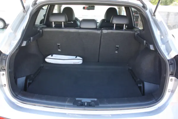 Nissan Qashqai 1.6 dCi Tekna Premium Pele S P.Preta Xtronic 17