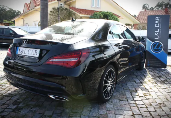 Mercedes-Benz CLA 180 d Progressive 4