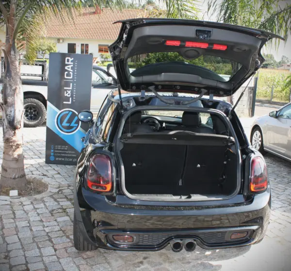 MINI 3 Portas Cooper S 11