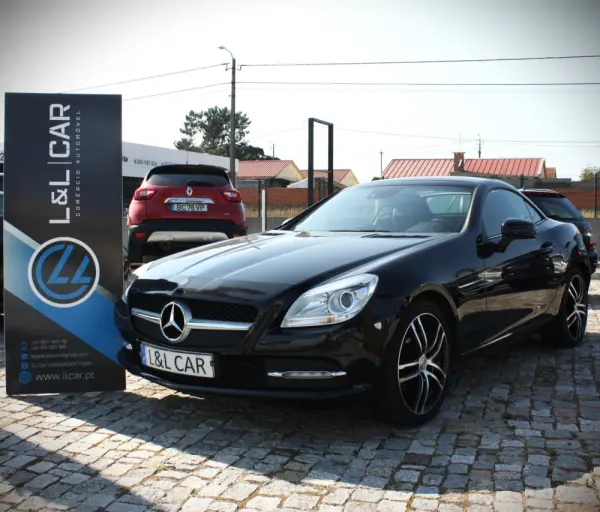 Mercedes-Benz SLK 200 (BlueEFFICIENCY) 7G-TRONIC 6