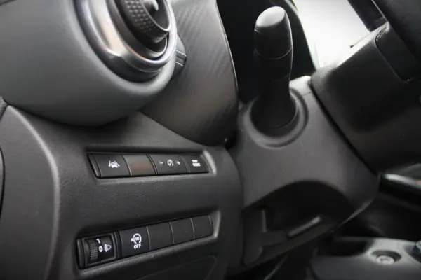 Nissan Juke 1.0 DIG-T N-Connecta NAV. 9