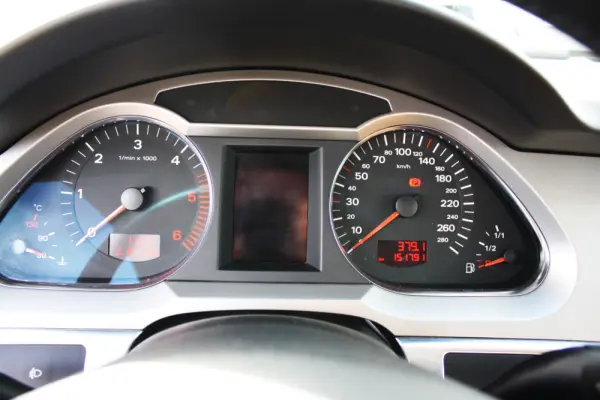 Audi A6 Avant 2.0 TDi Multitronic Excl. 10