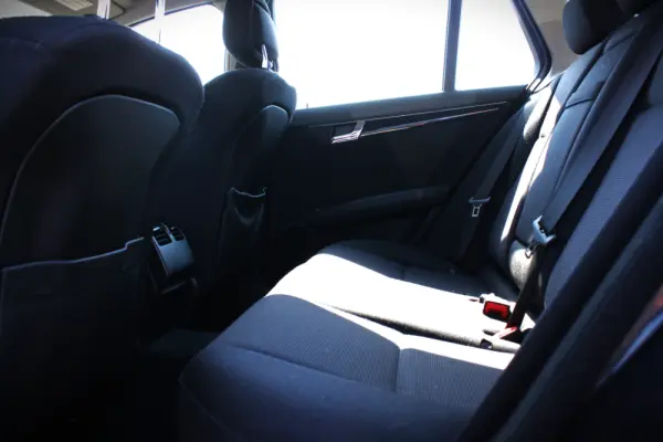 Mercedes-Benz C 220 CDi Classic BlueEfficiency 12