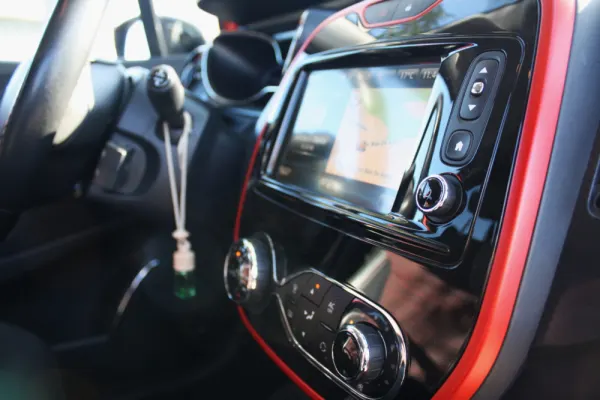 Renault Captur 1.5 dCi Helly Hansen EDC 19