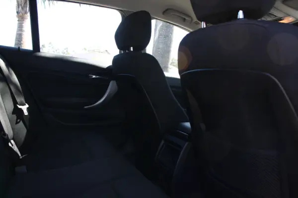 BMW 116 Outro 12
