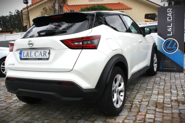 Nissan Juke 1.0 DIG-T N-Connecta NAV. 3