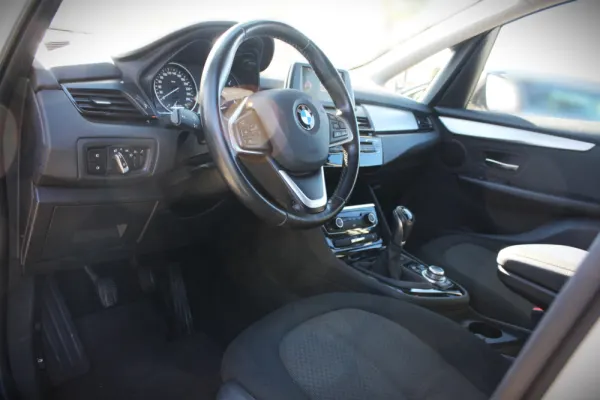 BMW 214 Active Tourer Active Tourer Lounge 11