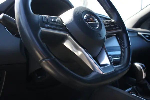 Nissan Qashqai 1.6 dCi Tekna Premium Pele S P.Preta Xtronic 13
