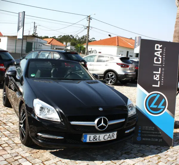 Mercedes-Benz SLK 200 (BlueEFFICIENCY) 7G-TRONIC 2