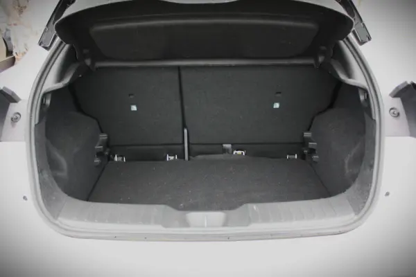 Nissan Juke 1.0 DIG-T N-Connecta NAV. 5
