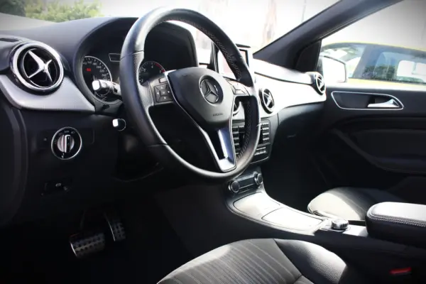 Mercedes-Benz B 180 CDI (BlueEFFICIENCY) 7G-DCT 30