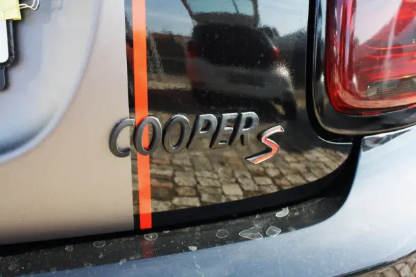 MINI 3 Portas Cooper S 10