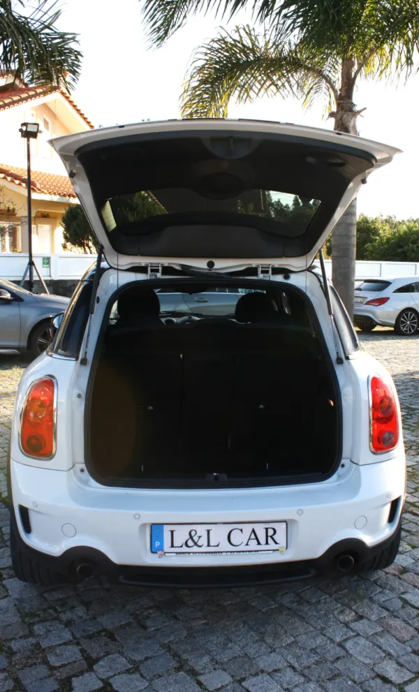 MINI Countryman Cooper S 9