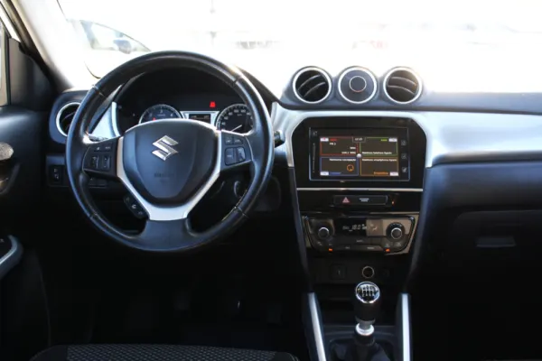 Suzuki Vitara 1.6 DDiS Special Edition 4WD 12