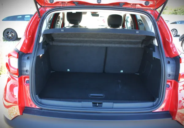 Renault Captur 1.5 dCi Helly Hansen EDC 10