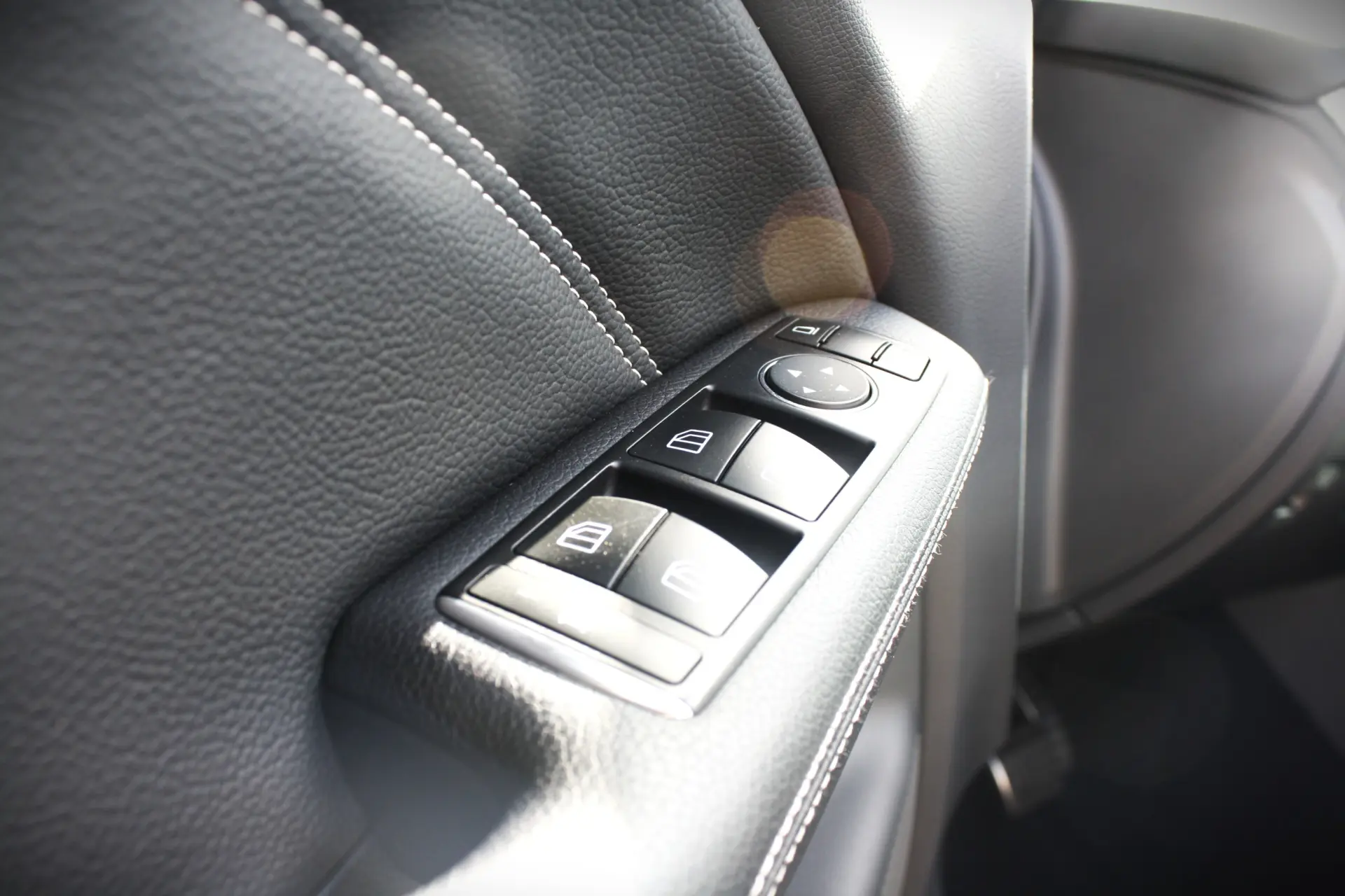 Mercedes-Benz B 180 CDI (BlueEFFICIENCY) 7G-DCT 10