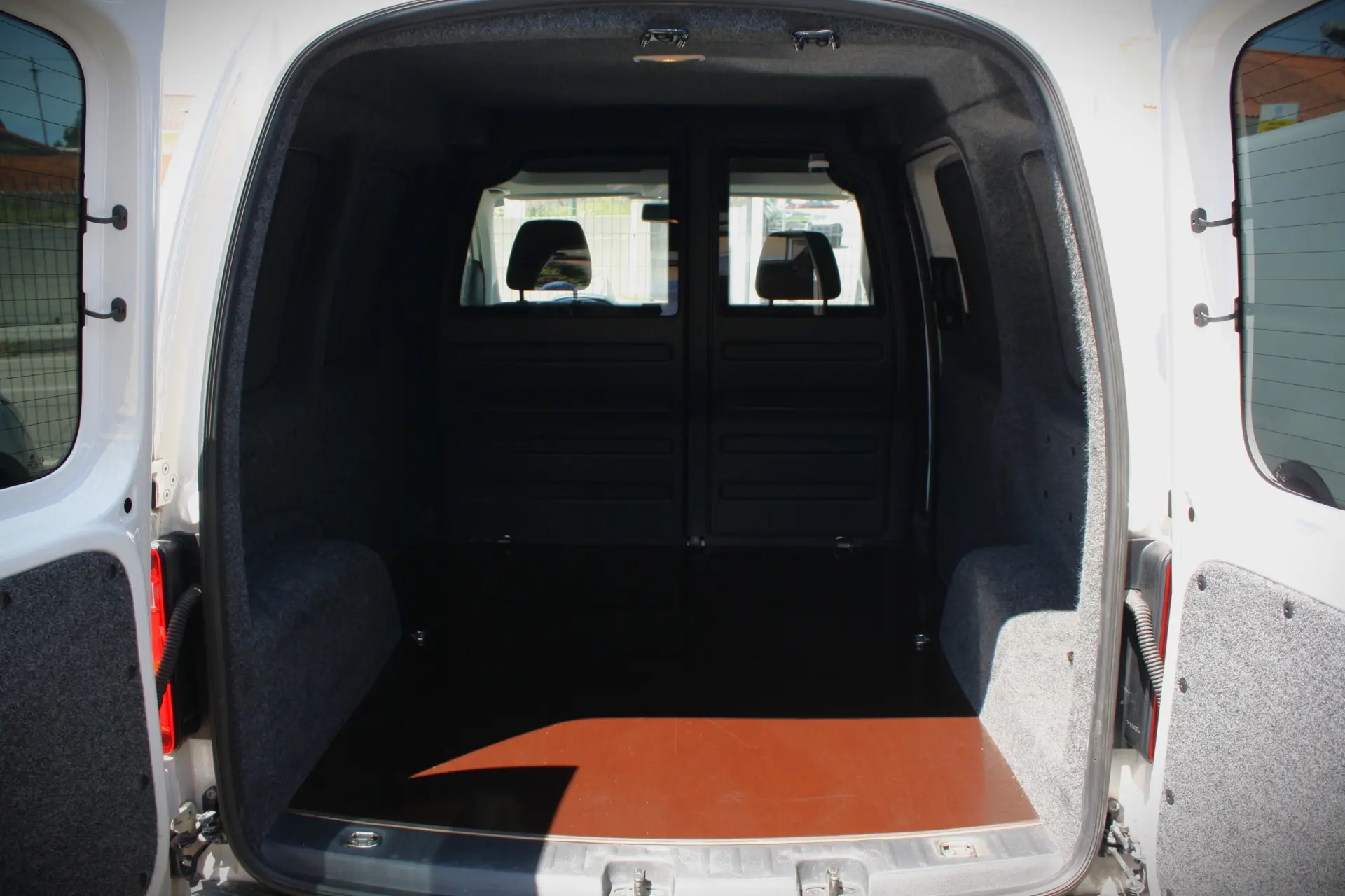 Volkswagen Caddy 2.0 TDi BM Comfortline 13