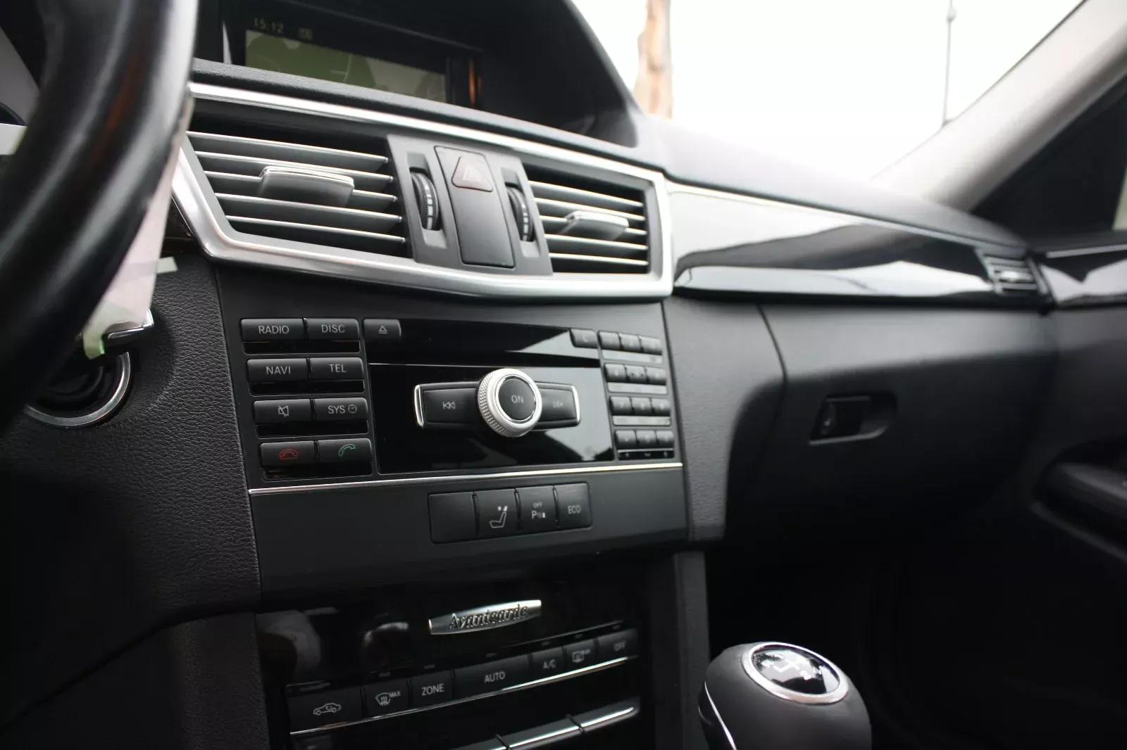 Mercedes-Benz E 200 15