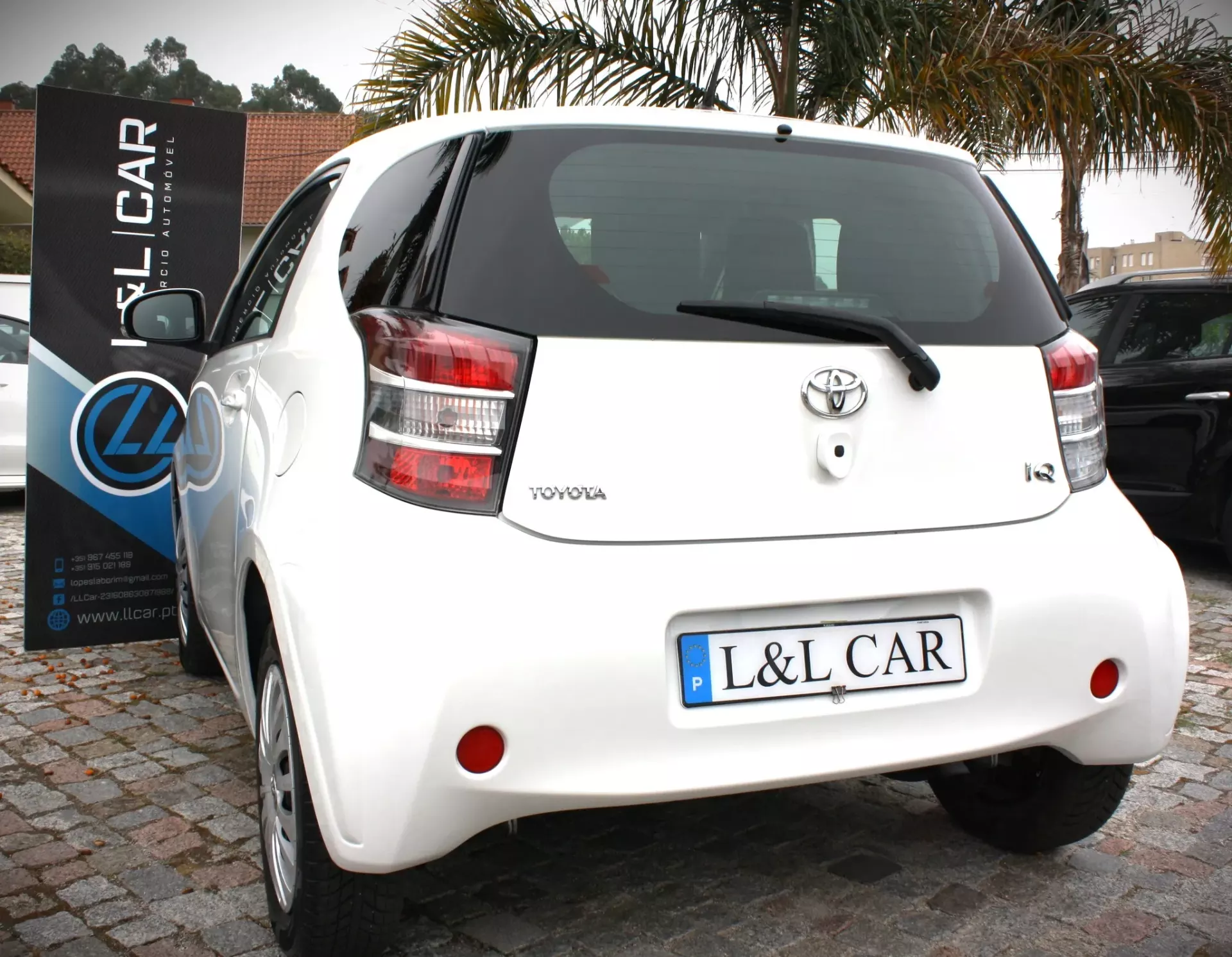 Toyota iQ 2