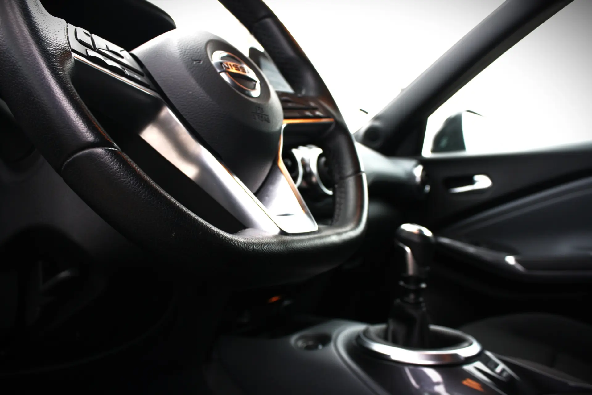 Nissan Juke 1.0 DIG-T N-Connecta NAV. 10