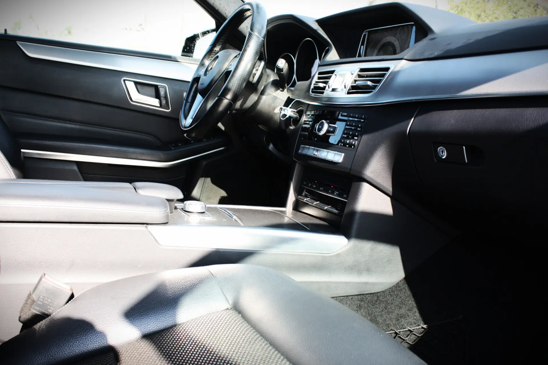 Mercedes-Benz E 200 CDi Elegance BE Auto.139g 20