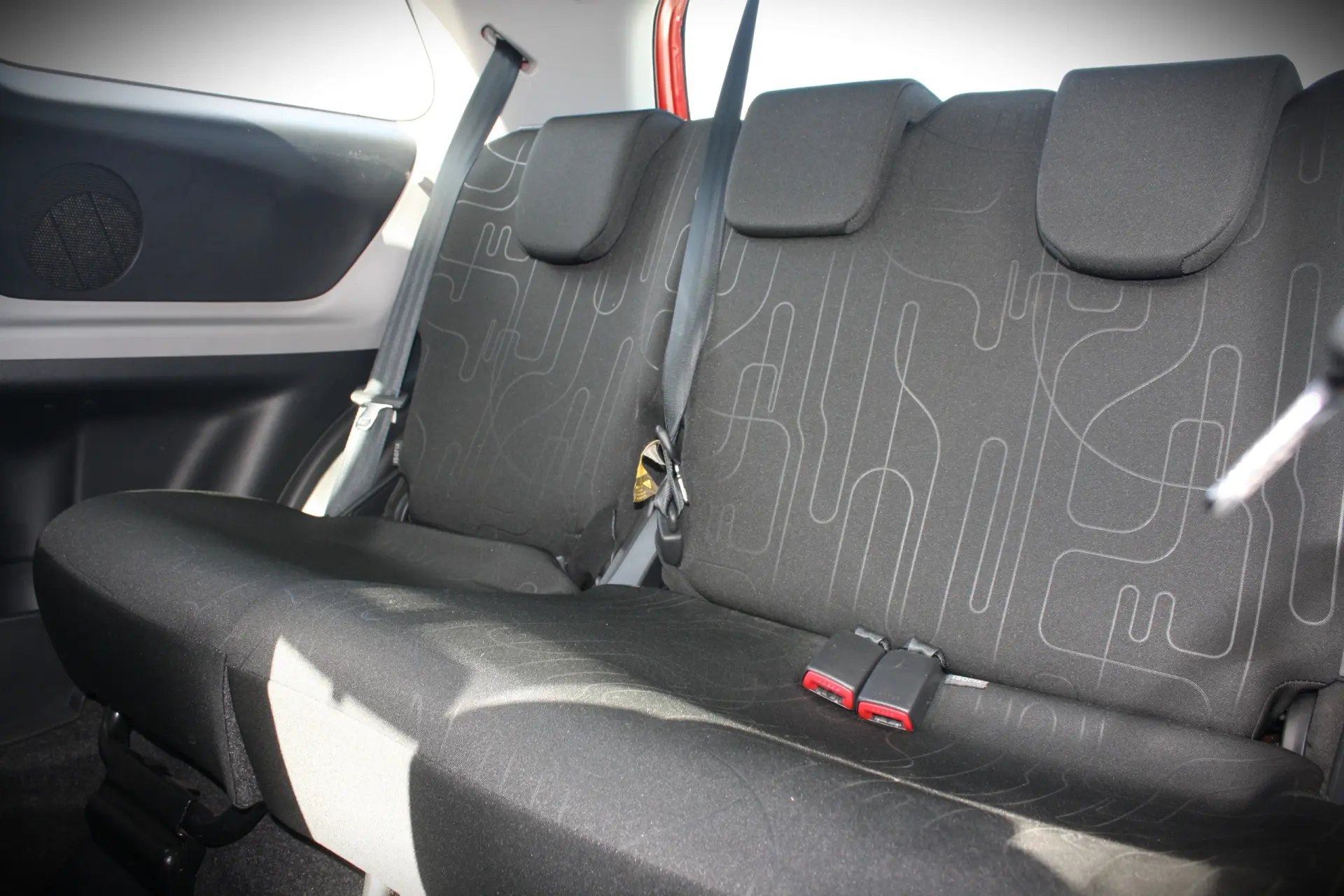 Toyota Yaris 1.0 VVT-i Comfort+AC 9