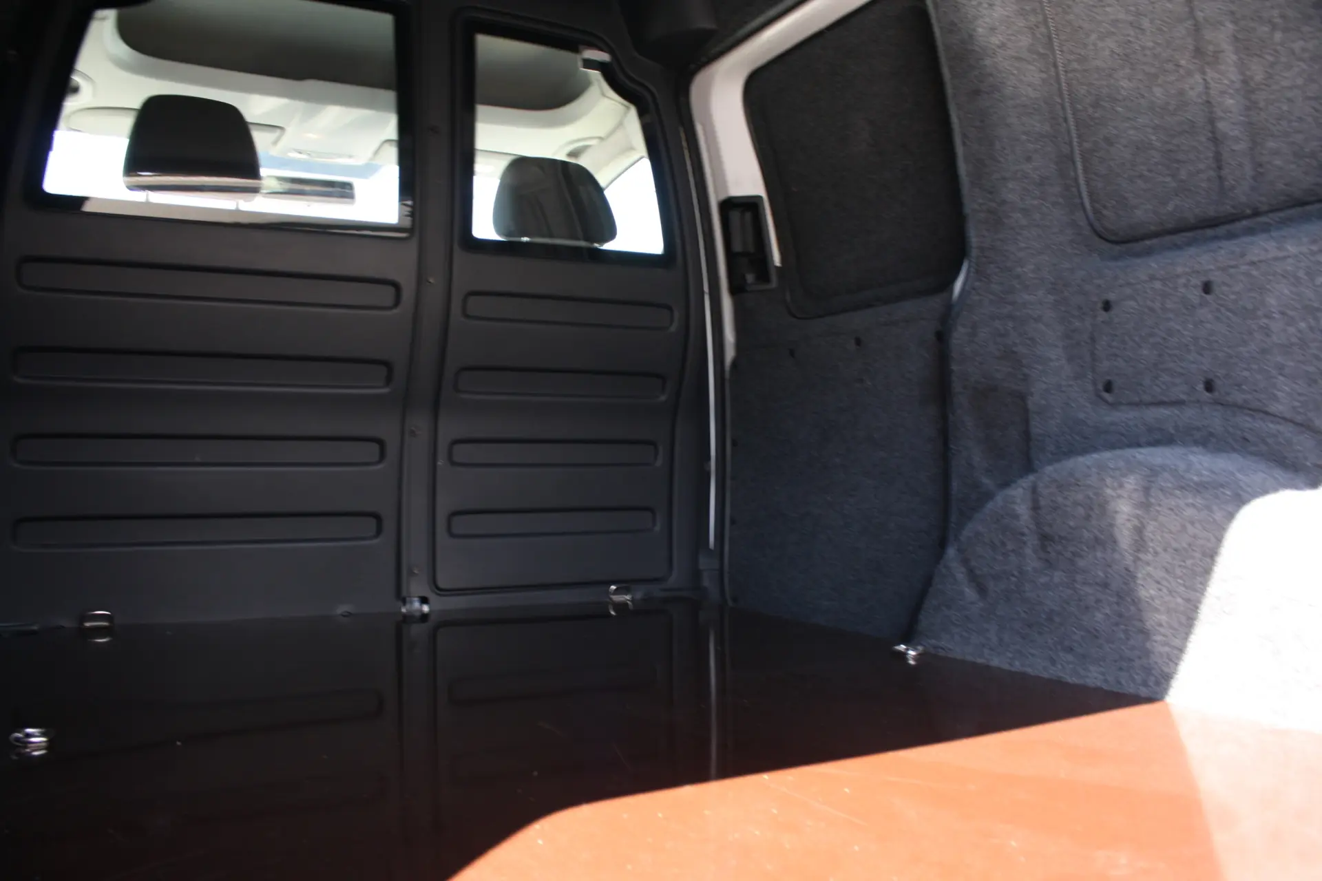 Volkswagen Caddy 2.0 TDi BM Comfortline 14