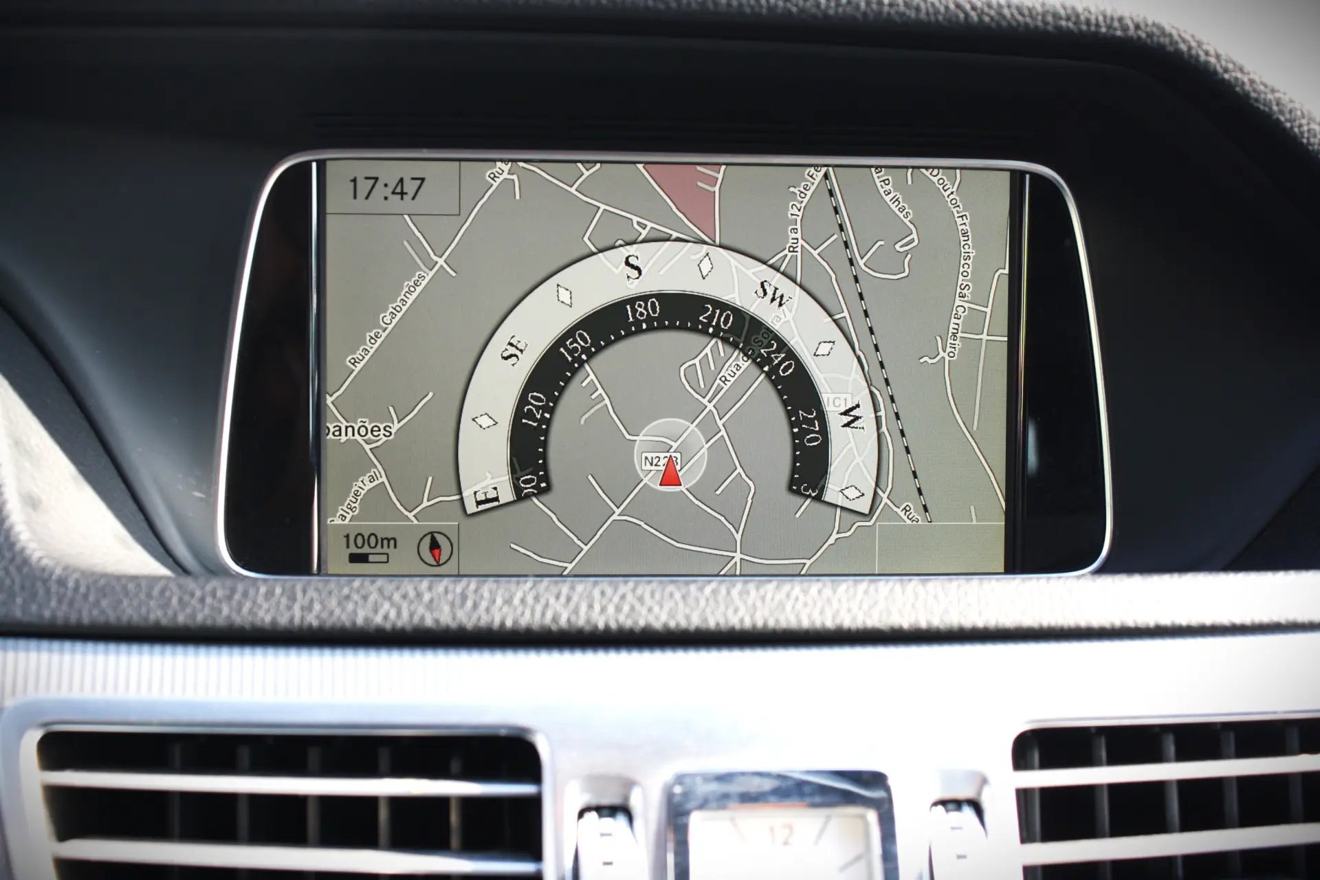 Mercedes-Benz E 200 CDi Elegance BE Auto.139g 13