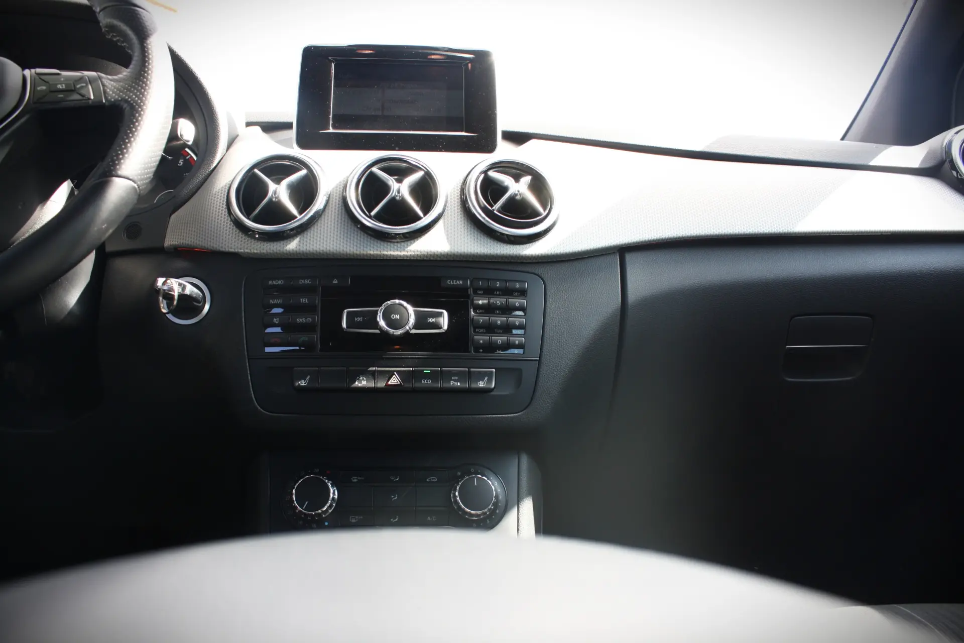 Mercedes-Benz B 180 CDI (BlueEFFICIENCY) 7G-DCT 17