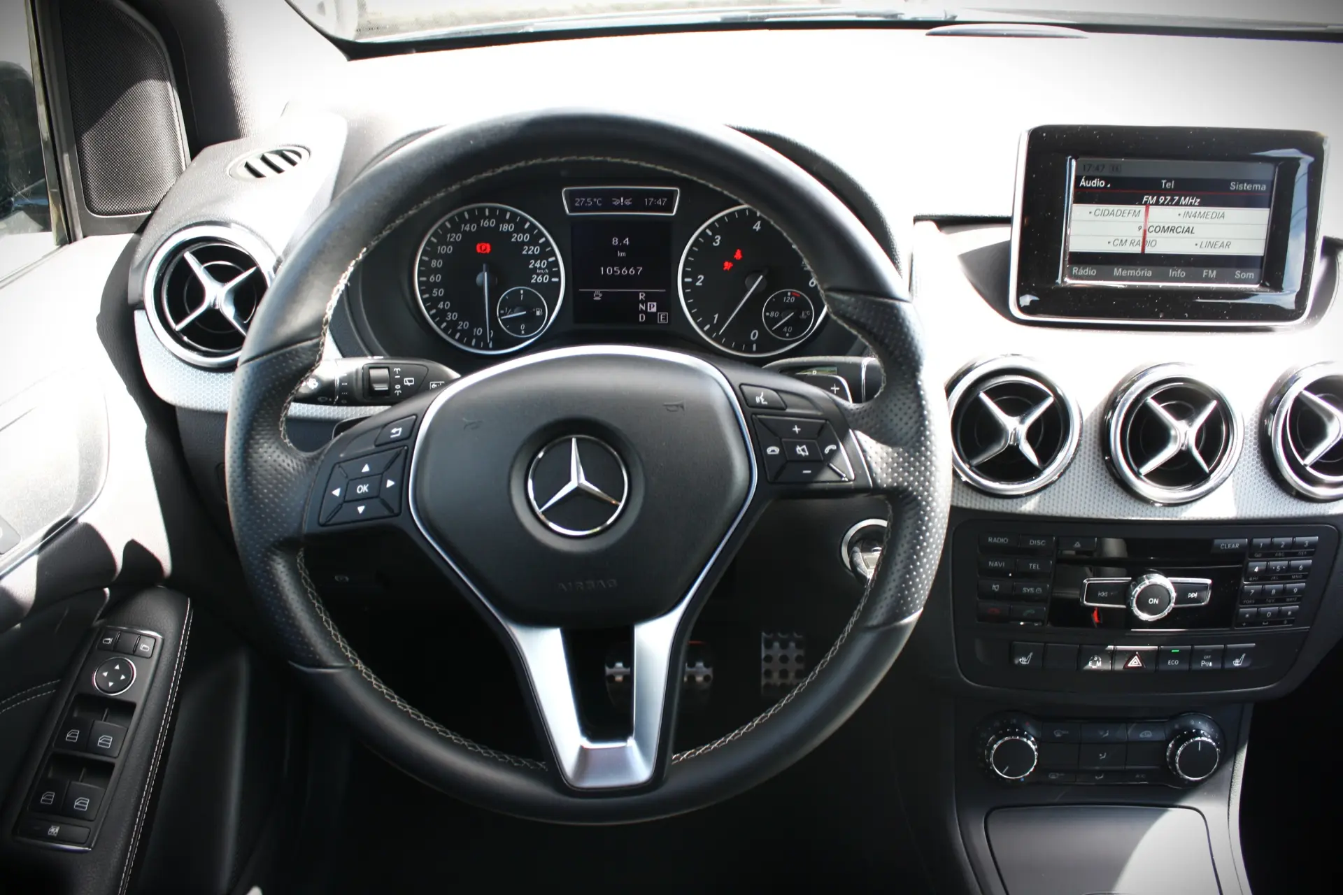 Mercedes-Benz B 180 CDI (BlueEFFICIENCY) 7G-DCT 18
