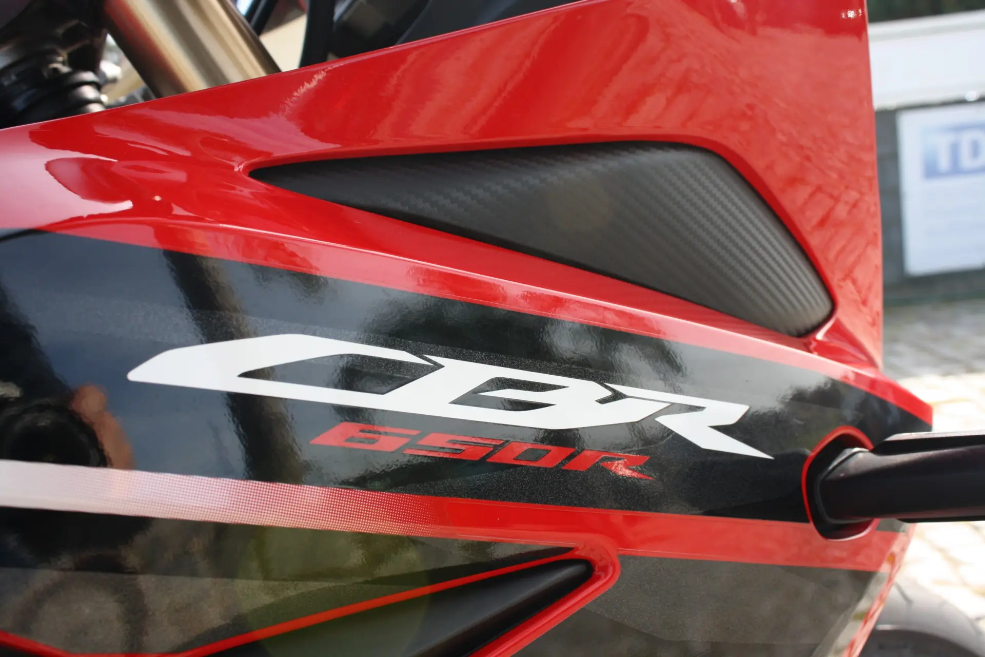 Honda CBR CBR650R 16