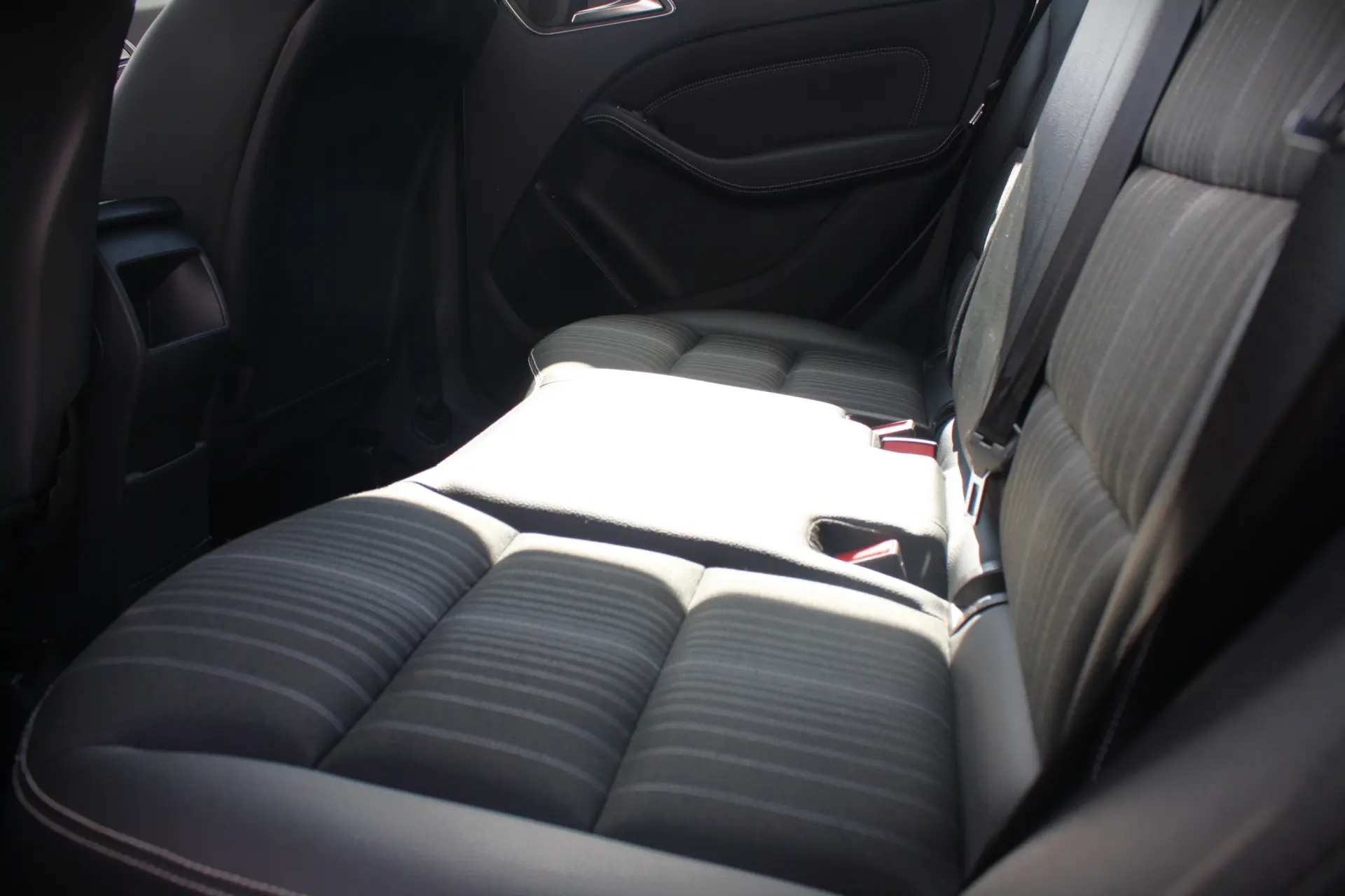 Mercedes-Benz B 180 CDI (BlueEFFICIENCY) 7G-DCT 14
