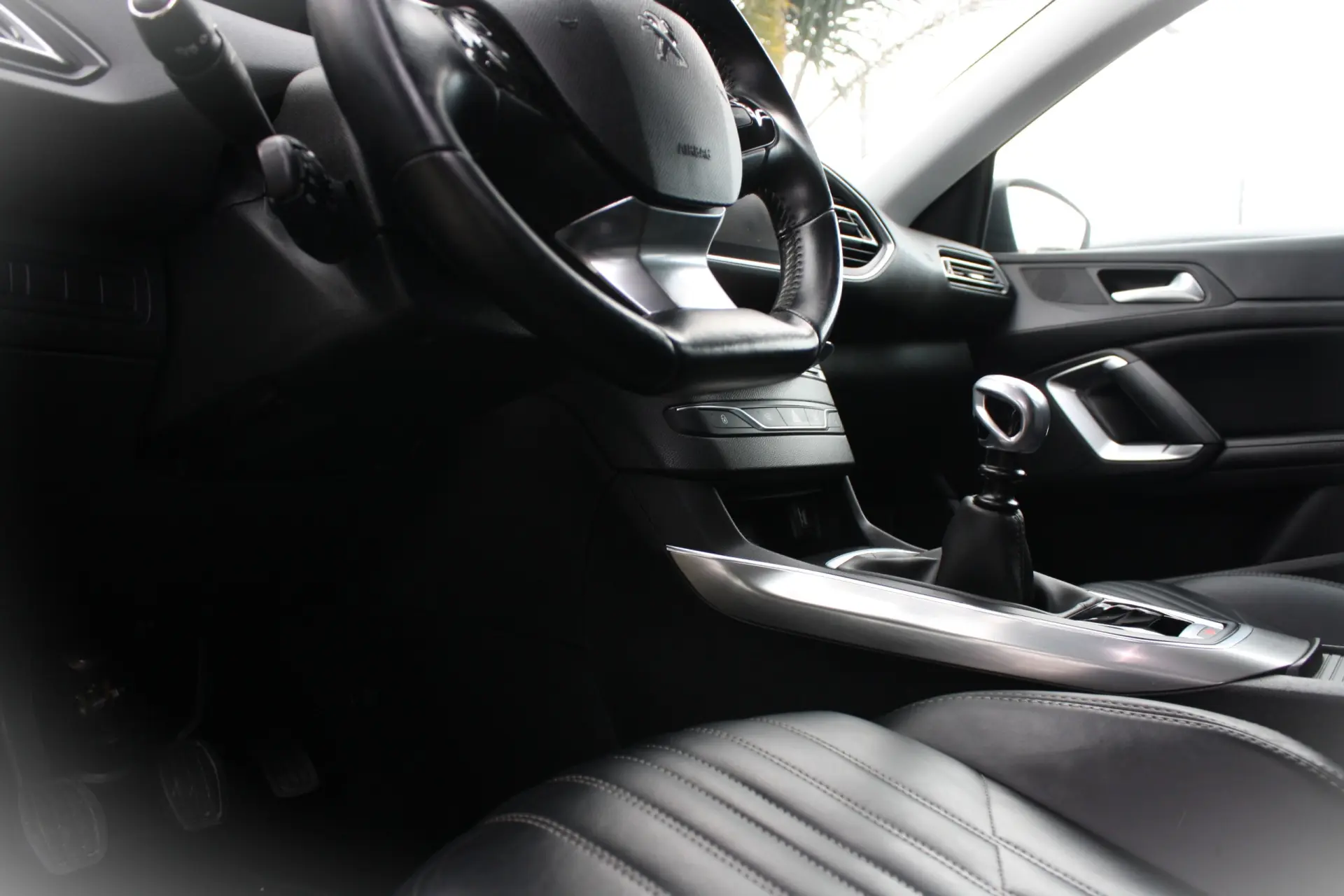 Peugeot 308 SW 1.6 e-HDi Allure 6