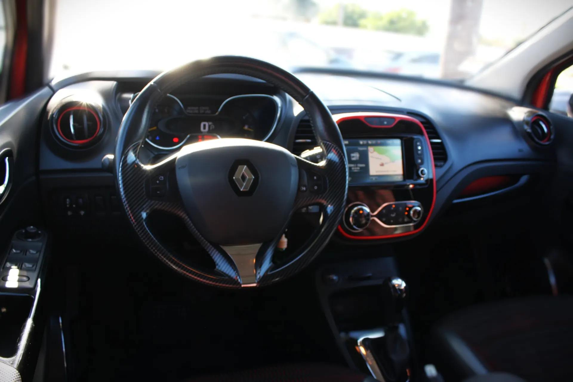 Renault Captur 1.5 dCi Helly Hansen EDC 12