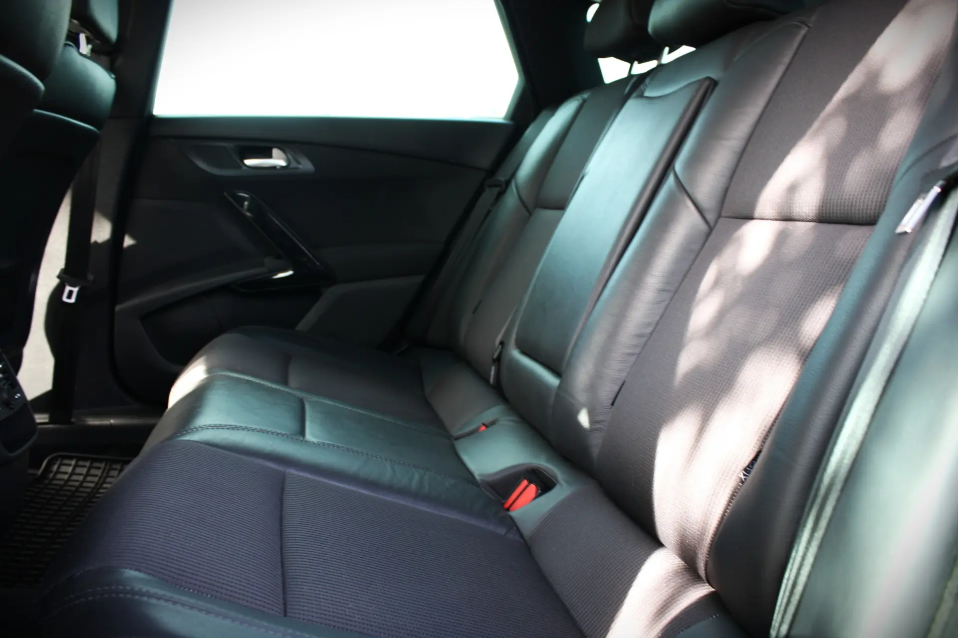 Peugeot 508 SW 1.6 e-HDi Business Line Pack 7