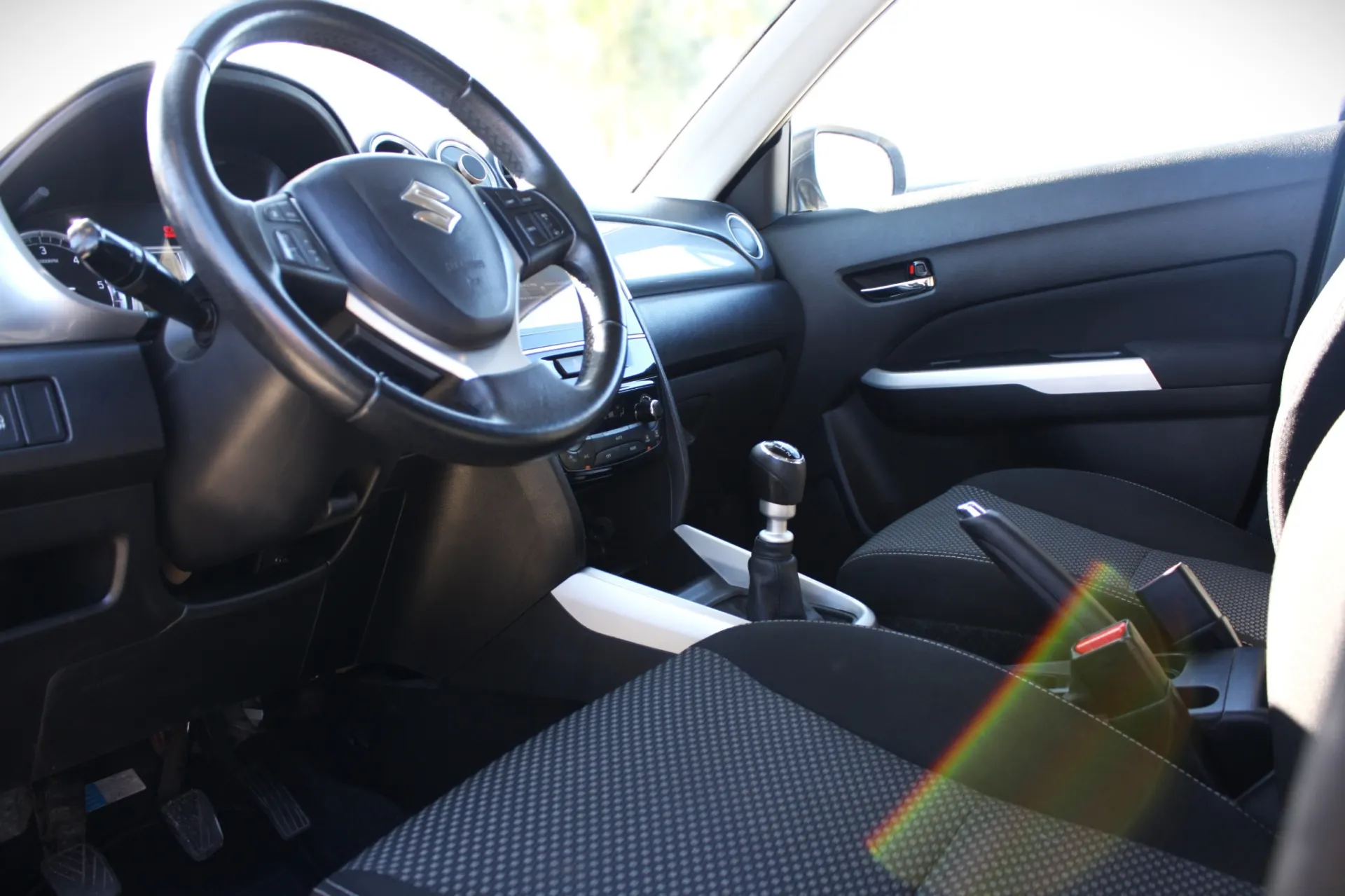 Suzuki Vitara 1.6 DDiS Special Edition 4WD 14