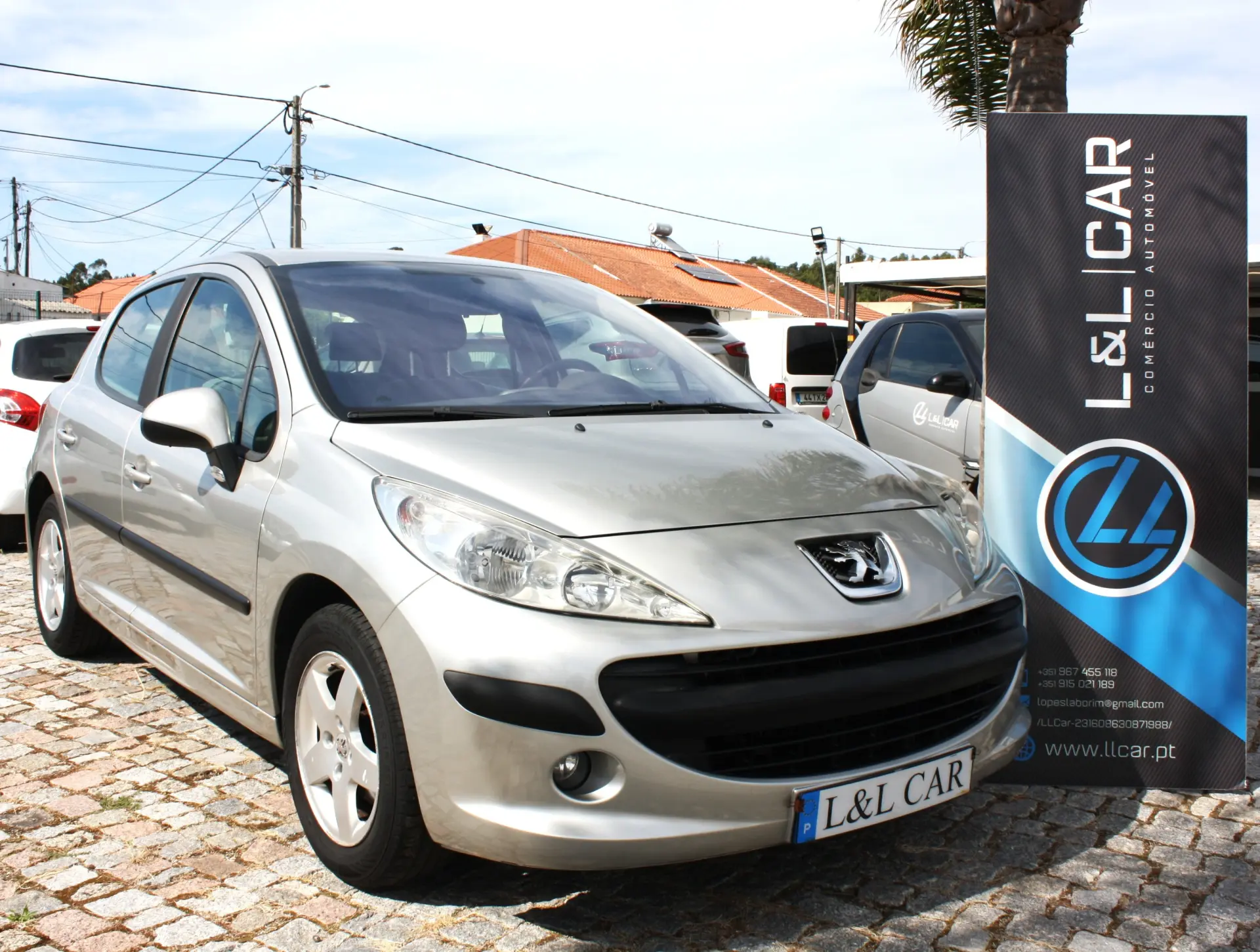 Peugeot 207 1.4 16V Trendy 1