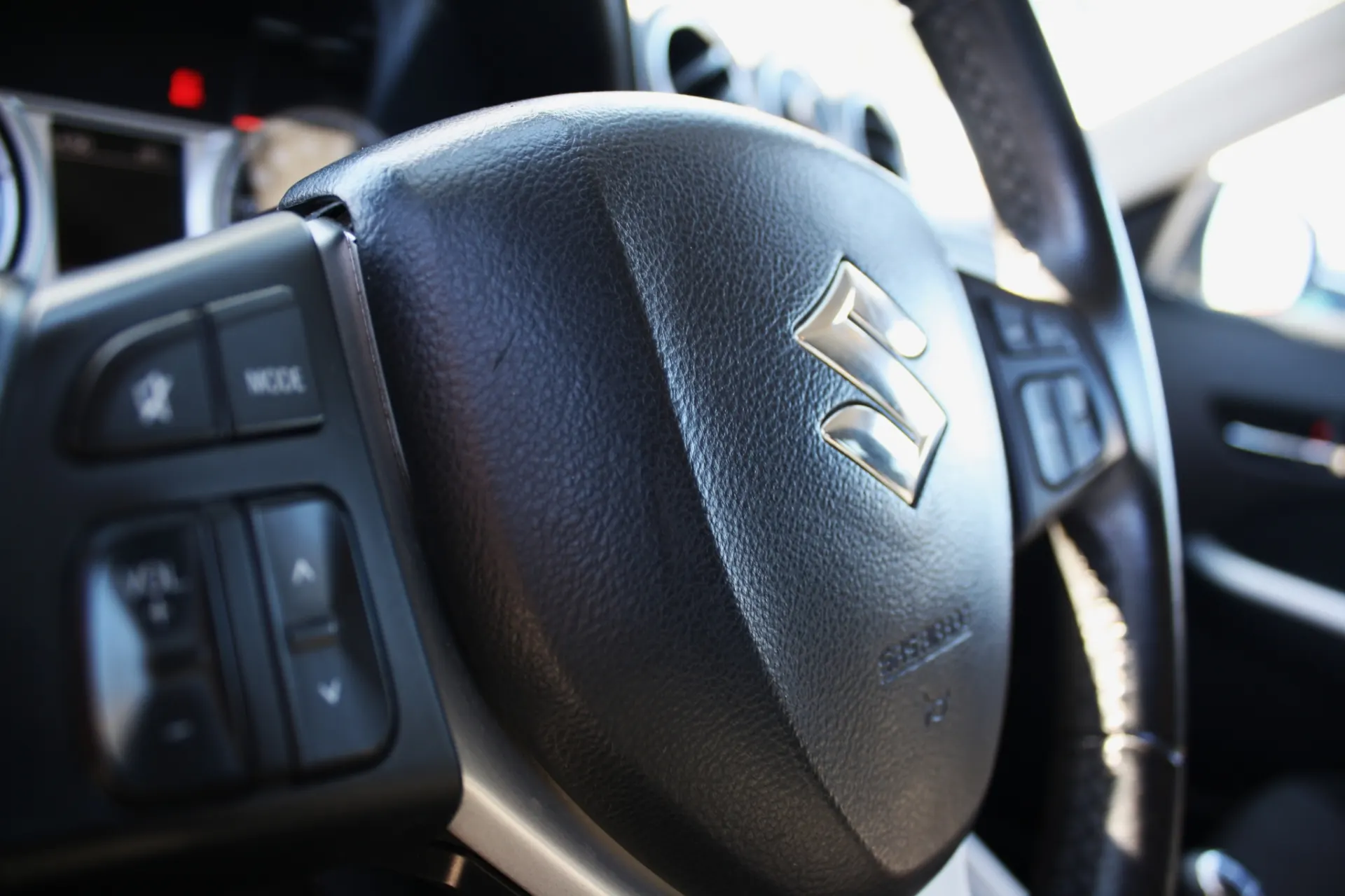 Suzuki Vitara 1.6 DDiS Special Edition 4WD 17