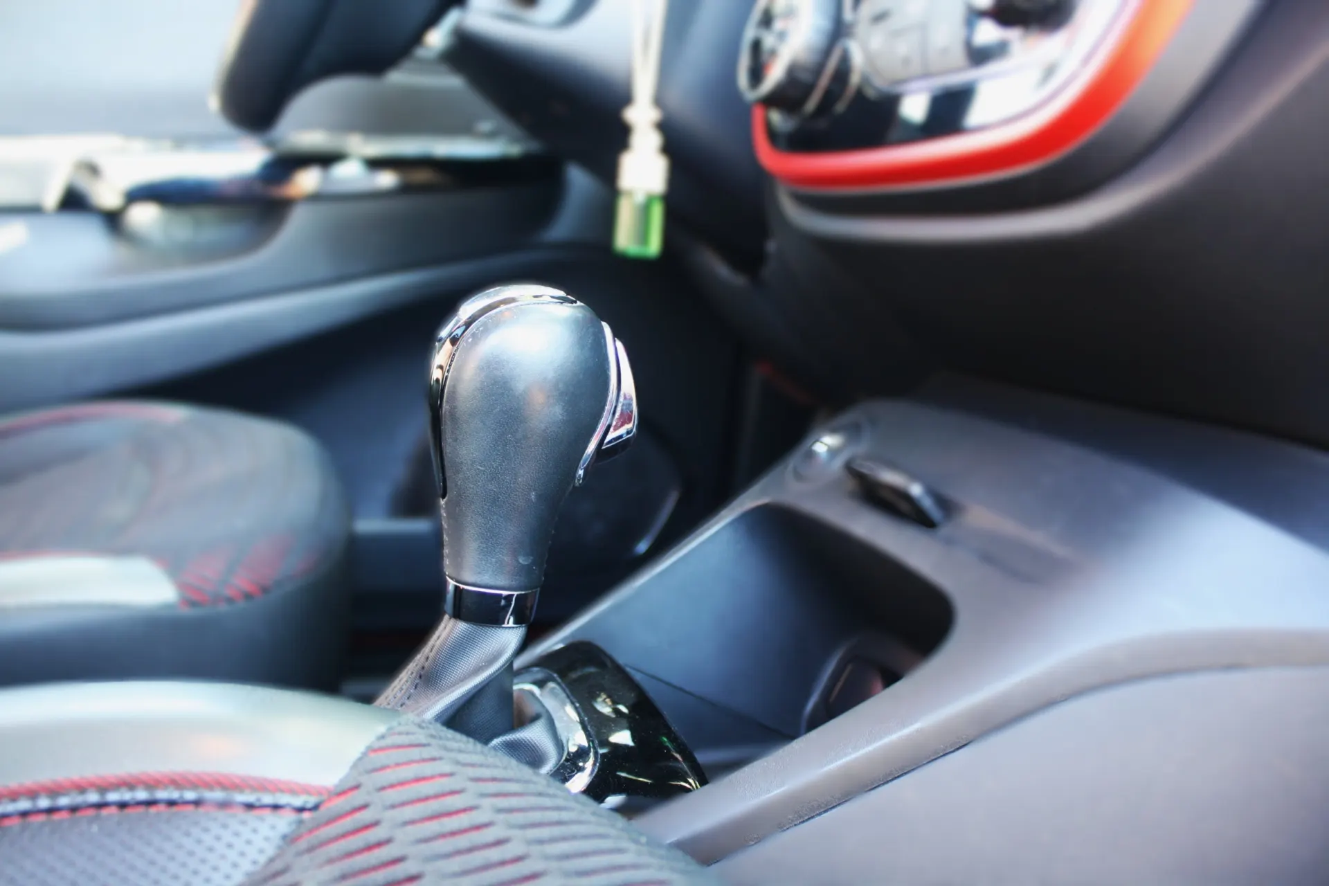 Renault Captur 1.5 dCi Helly Hansen EDC 18